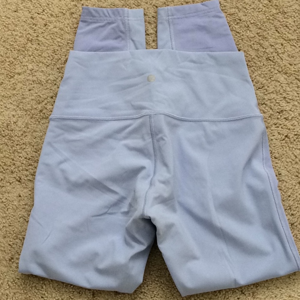 Lululemon Wunder Under High-Rise Tight. Size 6.
